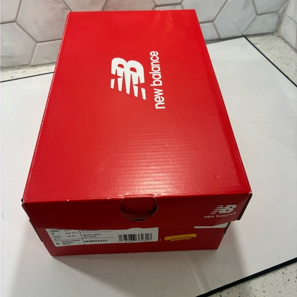 New Balance Woman’s Dynasoft Nergize Sport V2 Brown Beige Size 7 NEW Memory Sole - Picture 13 of 14